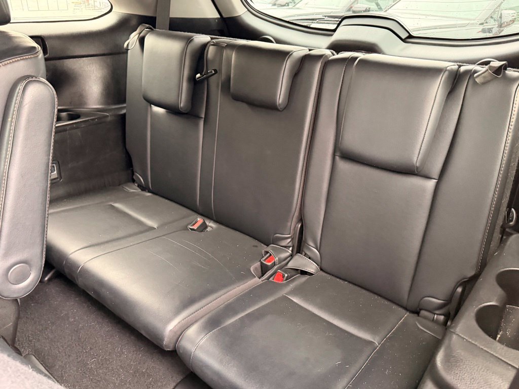 Used 2019 Toyota Highlander Limited Platinum AWD/4WD image 17