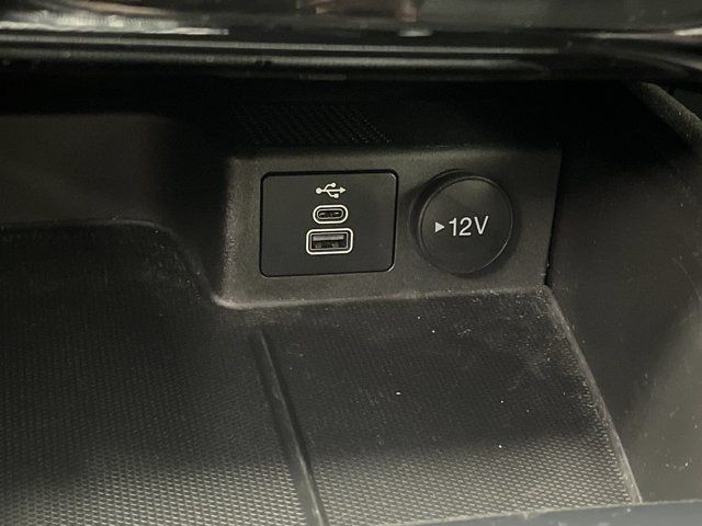 Certified 2025 Ford Escape ST-Line w/ Tech Pack #1 AWD/4WD image 24