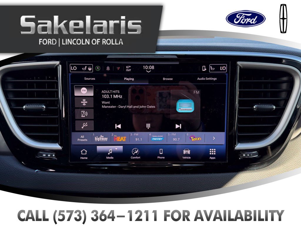 Used 2025 Chrysler Pacifica Select FWD image 23