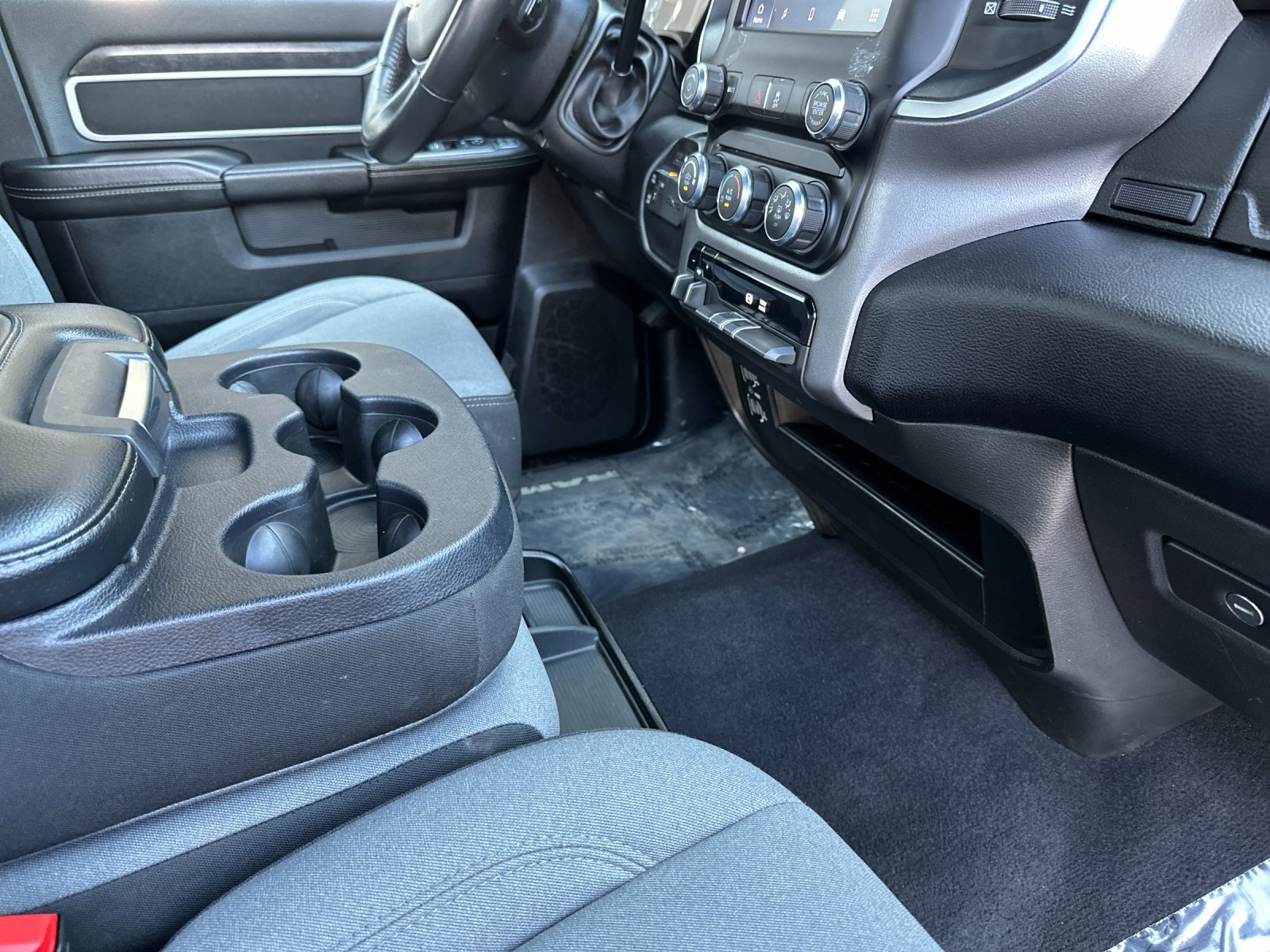 Used 2024 RAM 3500 Big Horn image 15