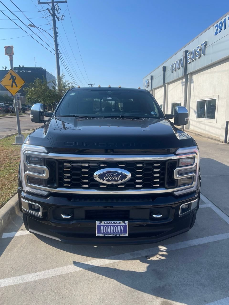 Certified 2024 Ford F450 Platinum w/ FX4 Off-Road Package AWD/4WD image 2