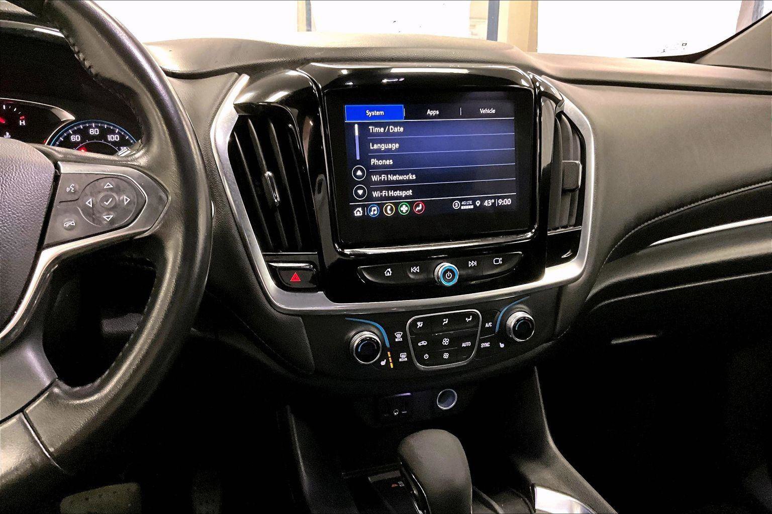 Used 2022 Chevrolet Traverse LT w/ LPO, Cargo Package image 6