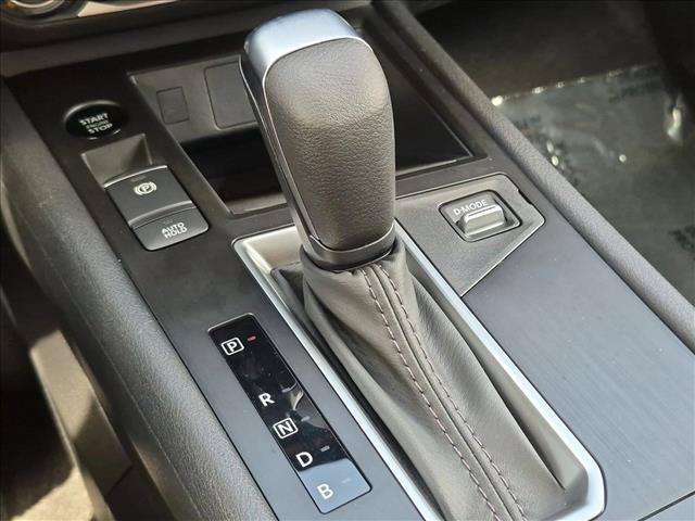 Used 2025 Nissan Kicks SV FWD image 12