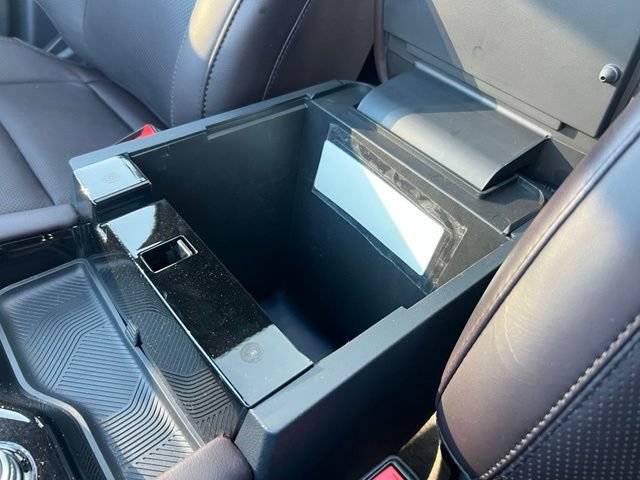 Certified 2025 Ford Explorer Platinum AWD/4WD image 16