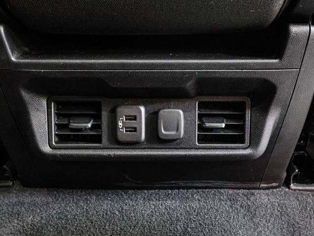 Used 2022 Chevrolet Silverado 1500 LT AWD/4WD image 25