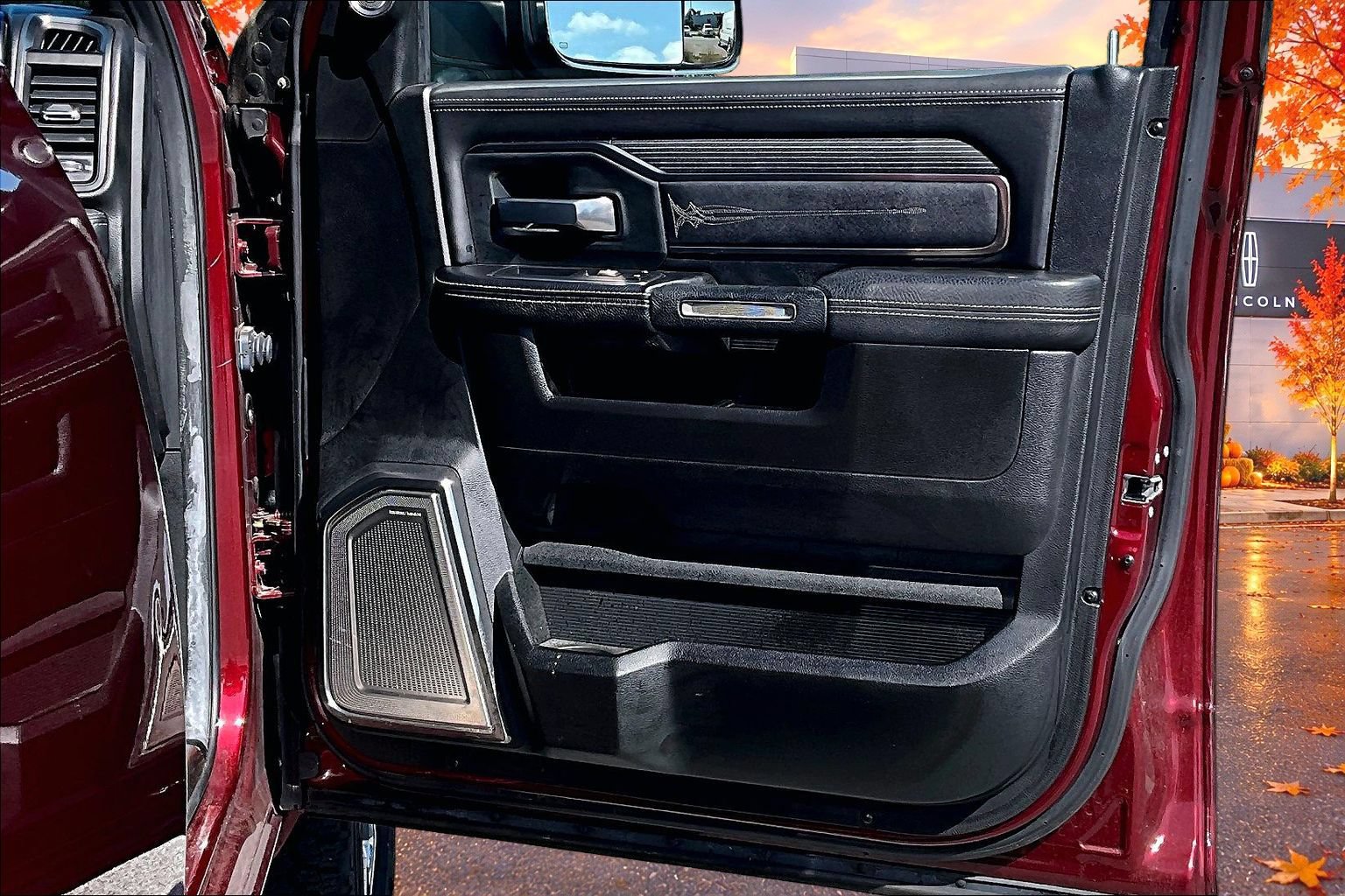 Used 2019 RAM 2500 Limited AWD/4WD image 29