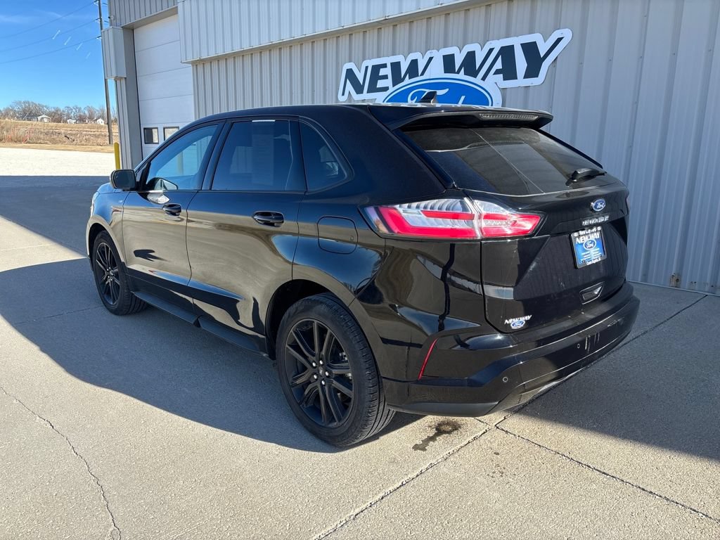 Certified 2024 Ford Edge ST-Line AWD/4WD image 7