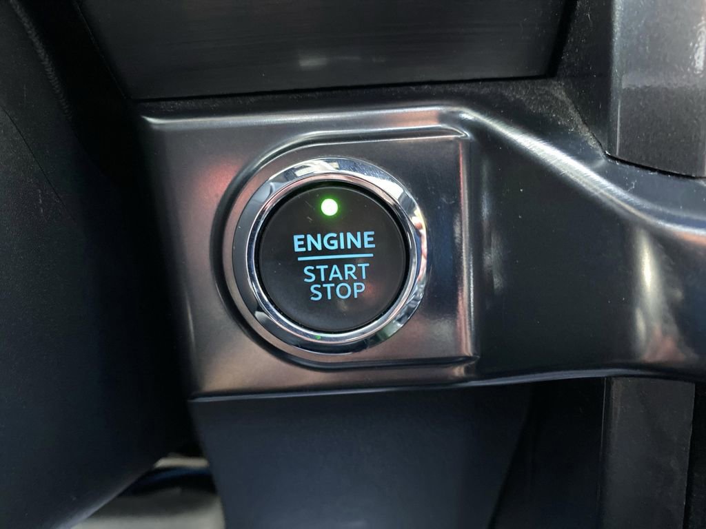 Certified 2023 Ford F150 Lariat w/ Equipment Group 502A High image 38