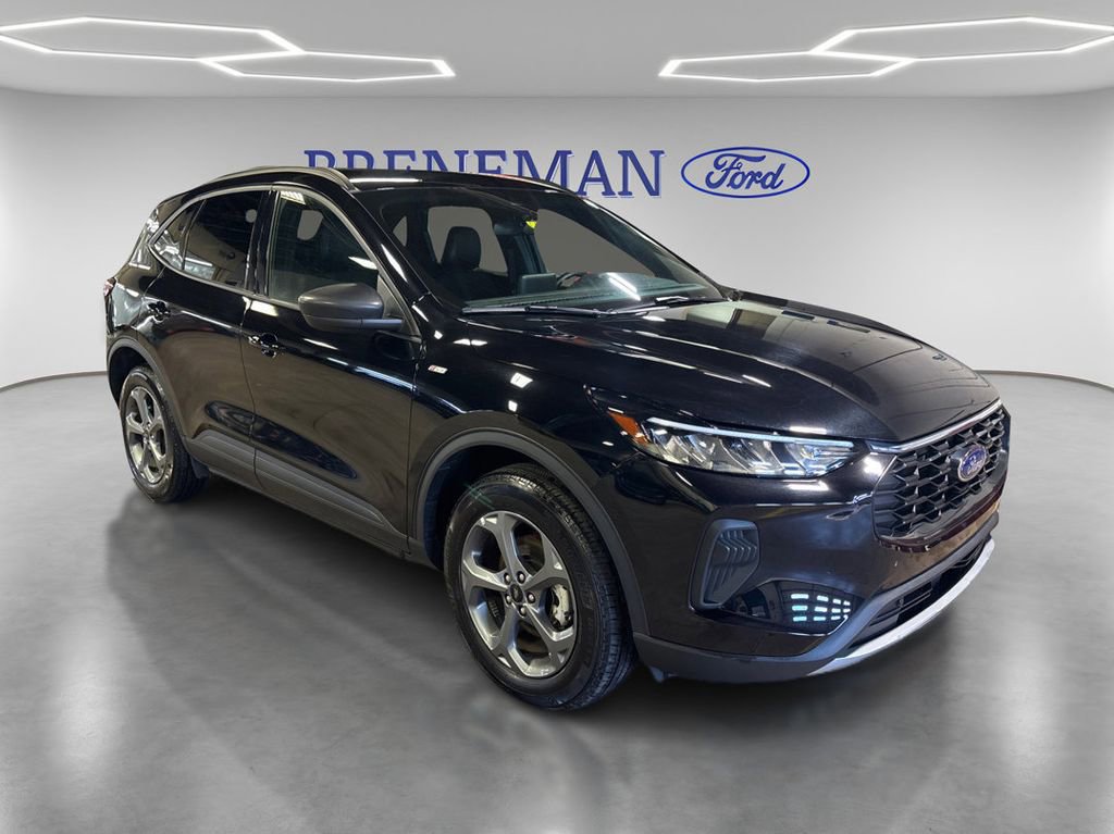 Certified 2025 Ford Escape ST-Line image 9