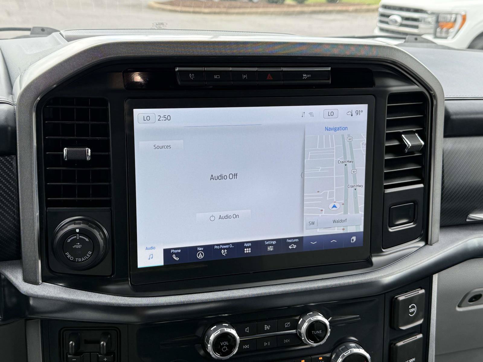 Certified 2023 Ford F150 Limited AWD/4WD image 8