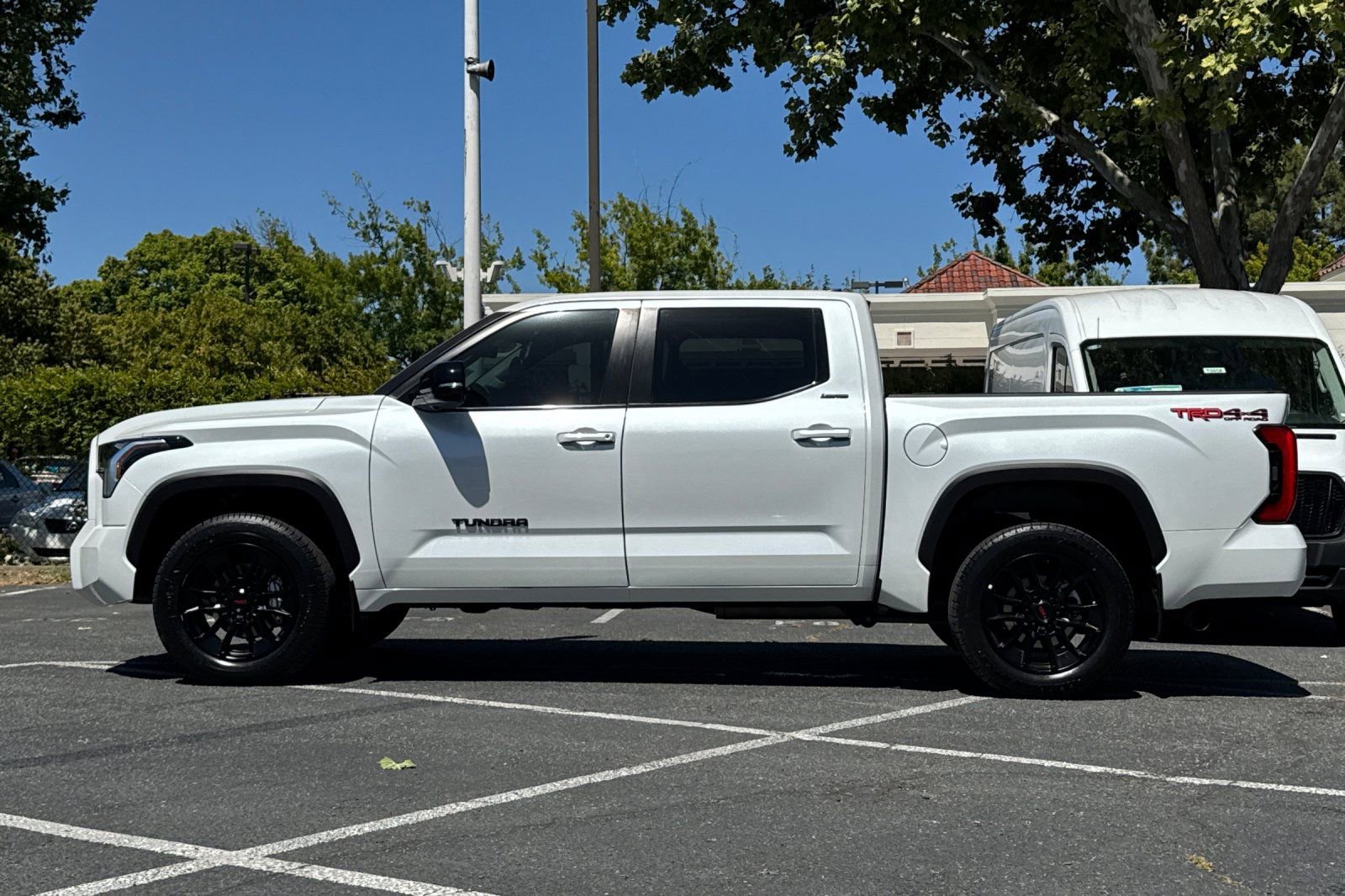 Used 2024 Toyota Tundra Limited w/ TRD Off-Road Package AWD/4WD image 8