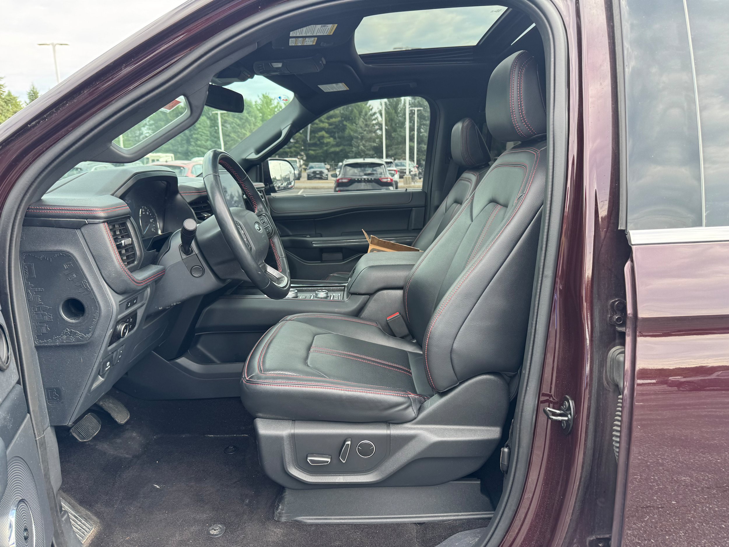 Certified 2023 Ford Expedition Max Limited AWD/4WD image 12