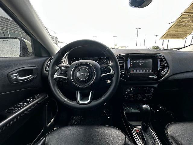 Used 2020 Jeep Compass Latitude FWD image 11