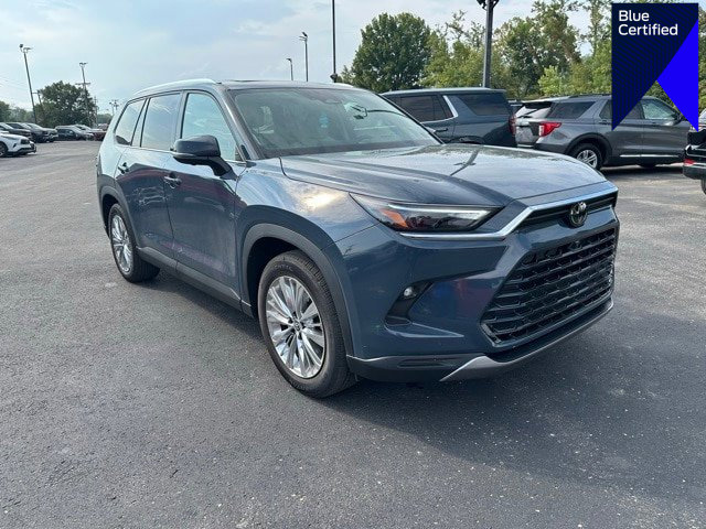 Used 2025 Toyota Grand Highlander AWD image 1