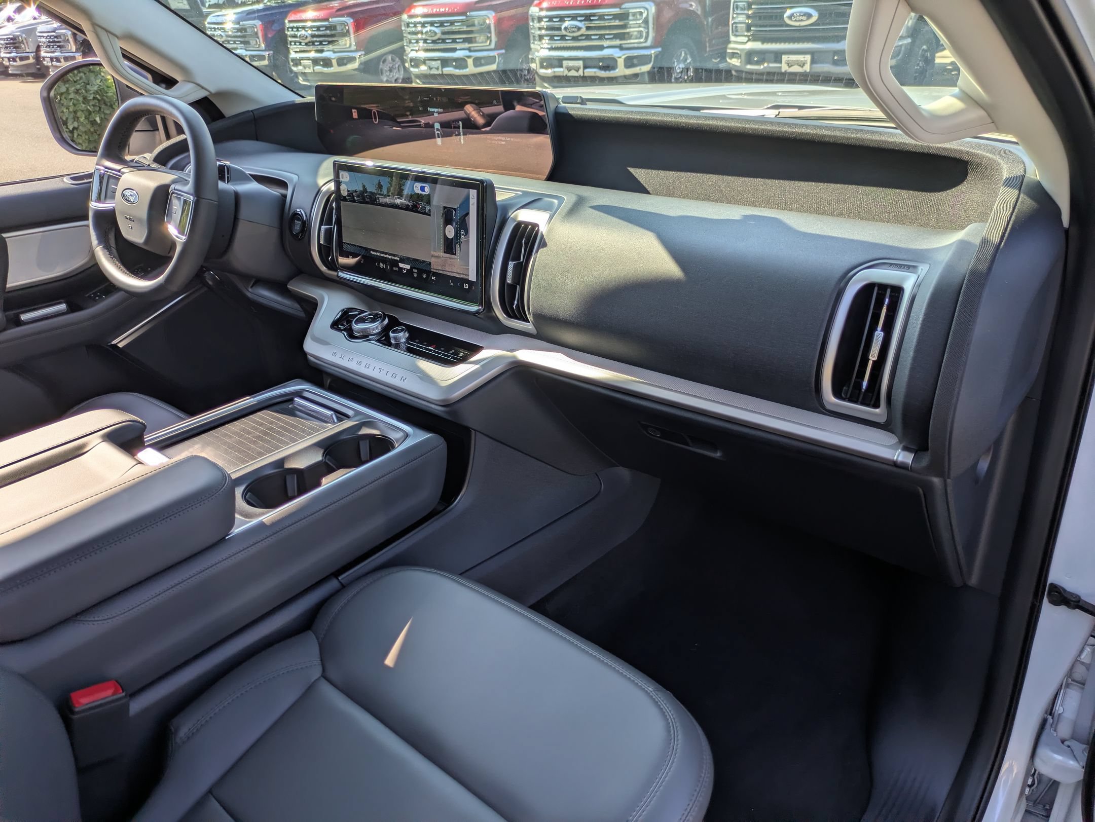 Certified 2026 Ford Expedition Active AWD/4WD image 38