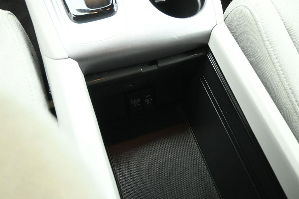 Used 2019 Honda Pilot LX image 18