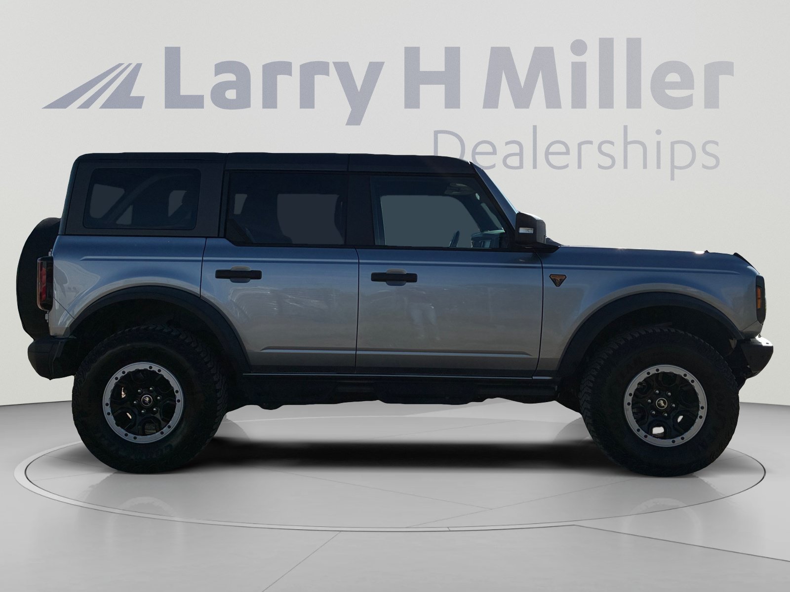 Certified 2023 Ford Bronco Badlands AWD/4WD image 6