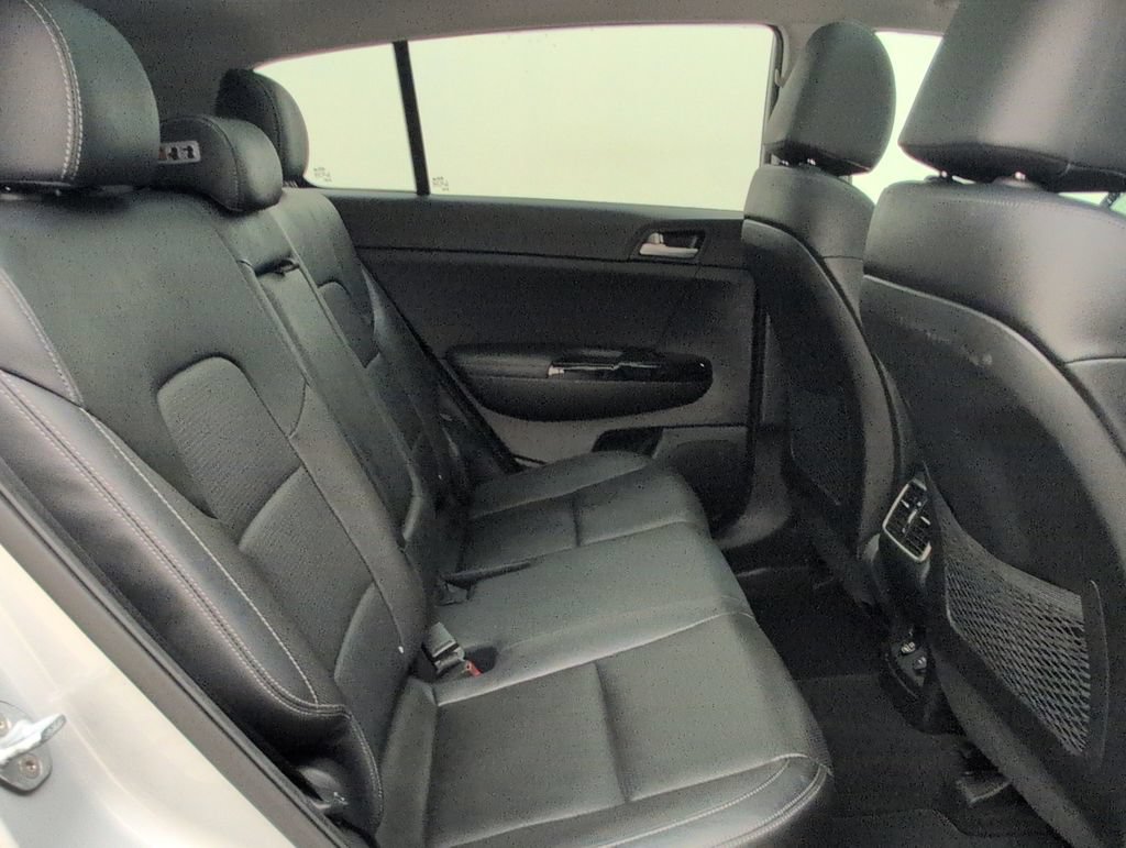 Used 2019 Kia Sportage EX w/ EX Technology Package FWD image 17