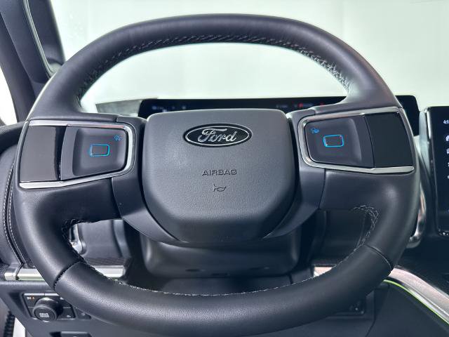 Certified 2026 Ford Expedition Platinum w/ Stealth Appearance Package AWD/4WD image 23