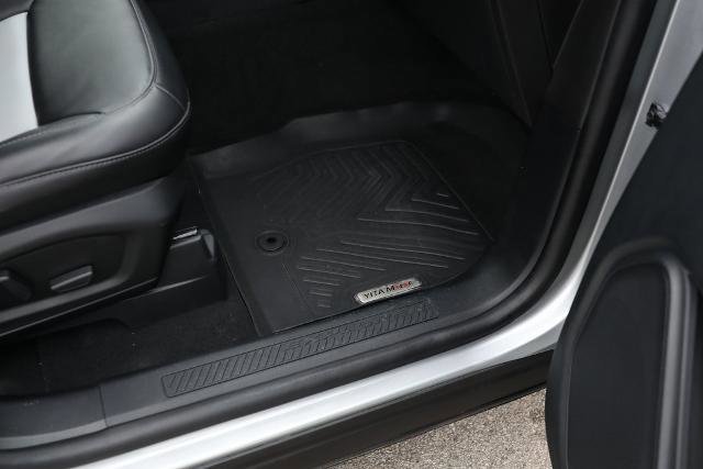 Certified 2022 Ford Explorer XLT w/ Equipment Group 202A image 36