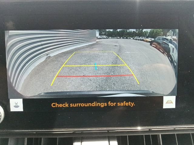 Used 2024 Toyota RAV4 LE FWD image 22