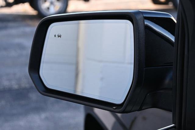 Used 2020 GMC Acadia Denali w/ Trailering Package image 18