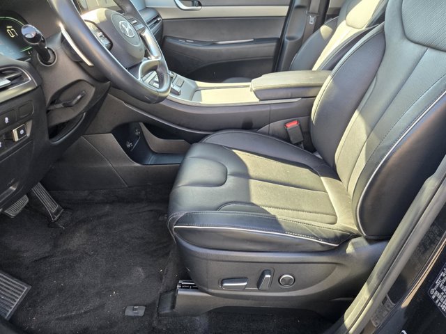 Used 2025 Hyundai Palisade SEL FWD image 25