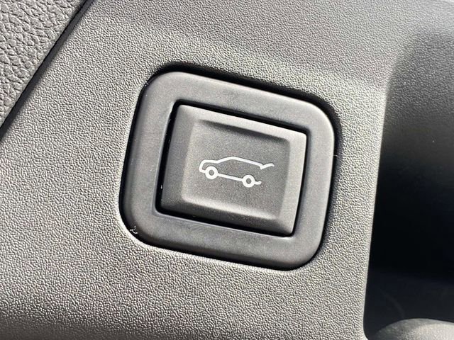 Used 2023 Buick Envision Avenir image 13