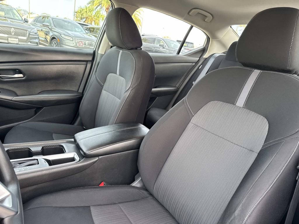 Used 2024 Nissan Sentra SV image 19