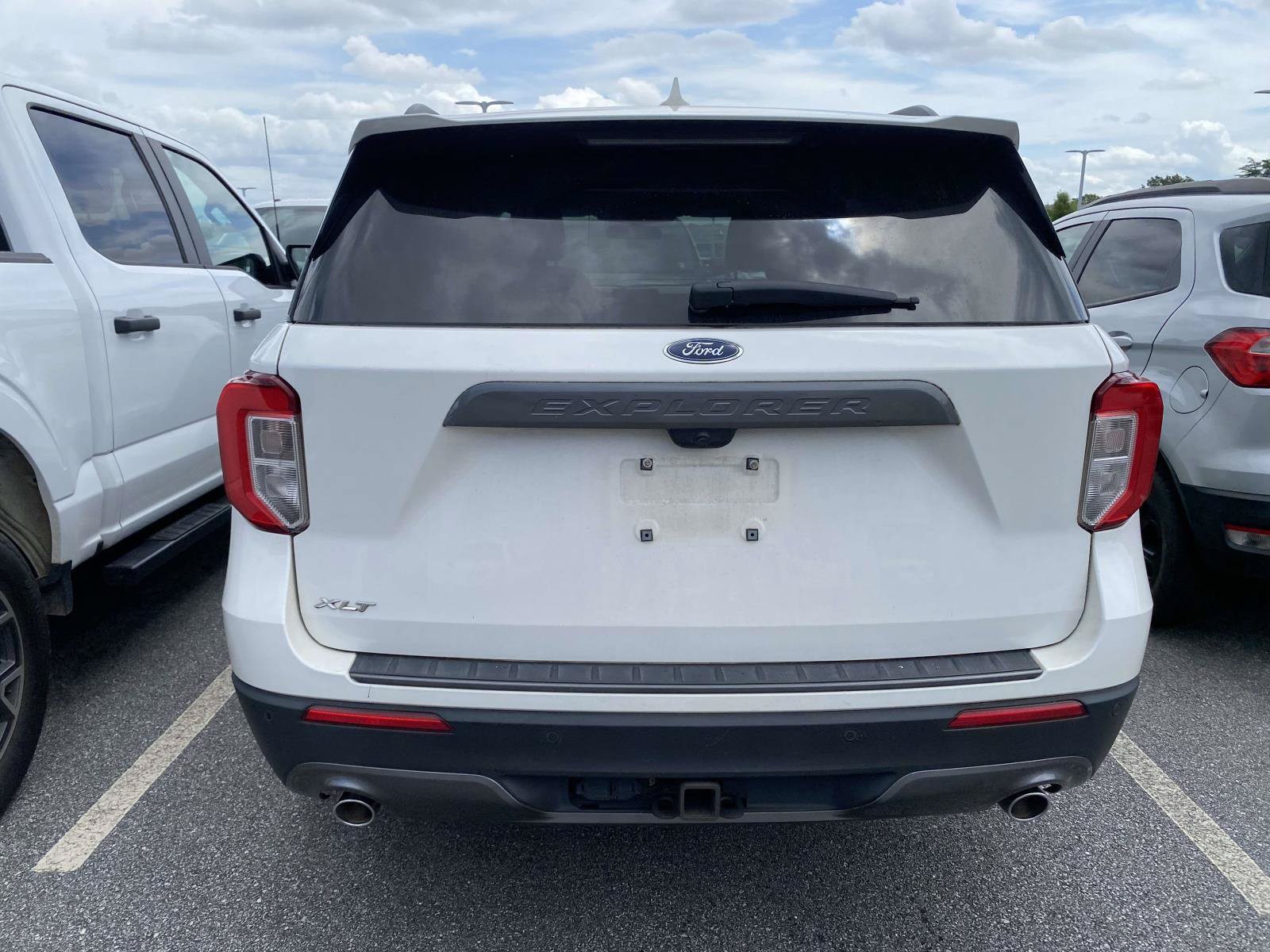 Certified 2023 Ford Explorer XLT w/ Equipment Group 202A RWD image 6