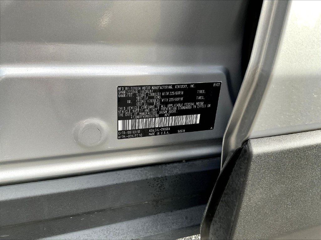 Used 2022 Toyota RAV4 Limited AWD/4WD image 23