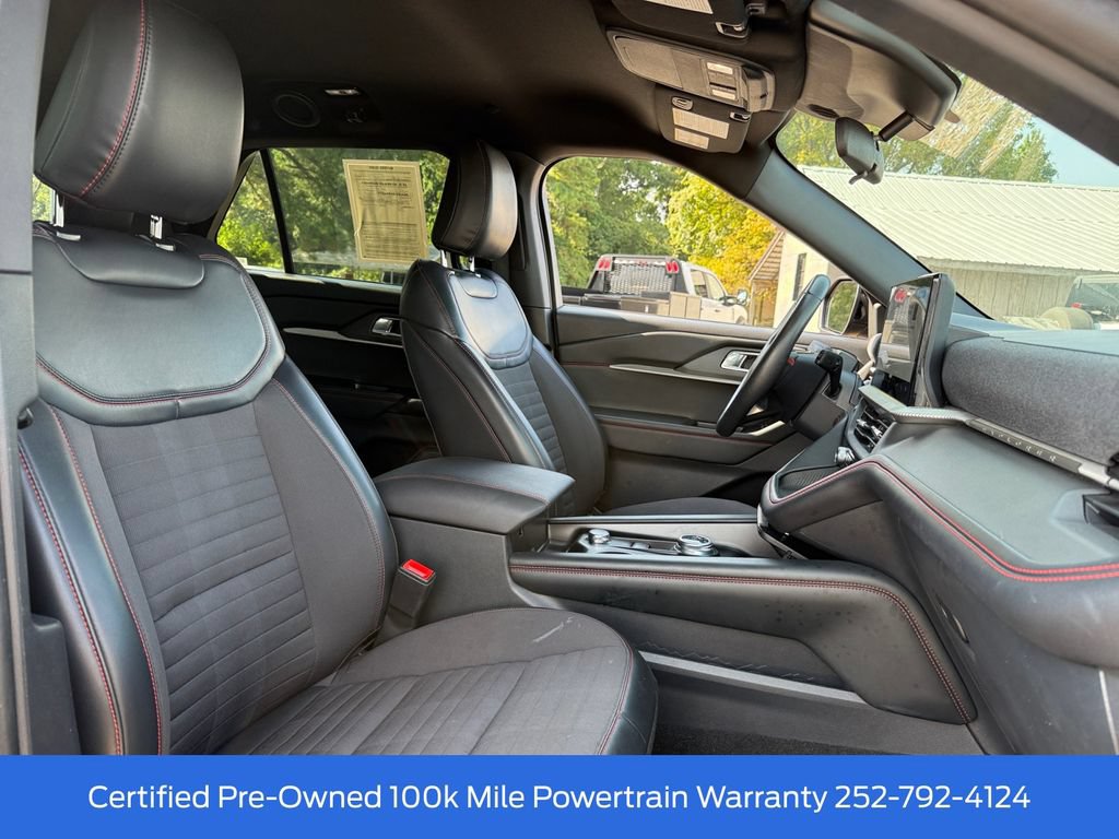 Certified 2025 Ford Explorer ST-Line w/ ST-Line Street Pack AWD/4WD image 17