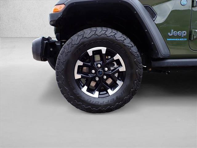 Used 2024 Jeep Wrangler Unlimited Rubicon 4xe w/ Safety Group AWD/4WD image 7