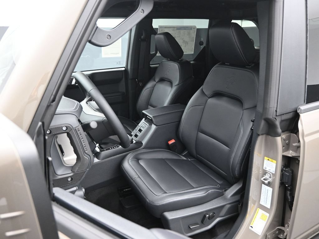 Certified 2026 Ford Bronco Outer Banks AWD/4WD image 12