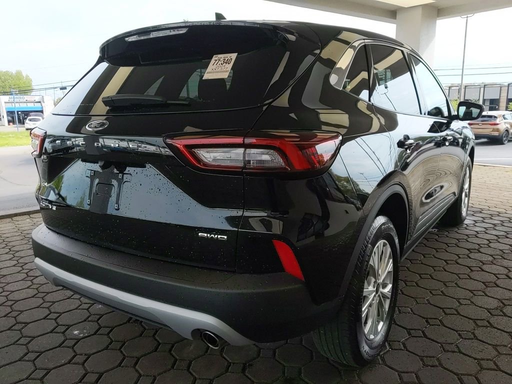 Certified 2024 Ford Escape Active AWD/4WD image 6