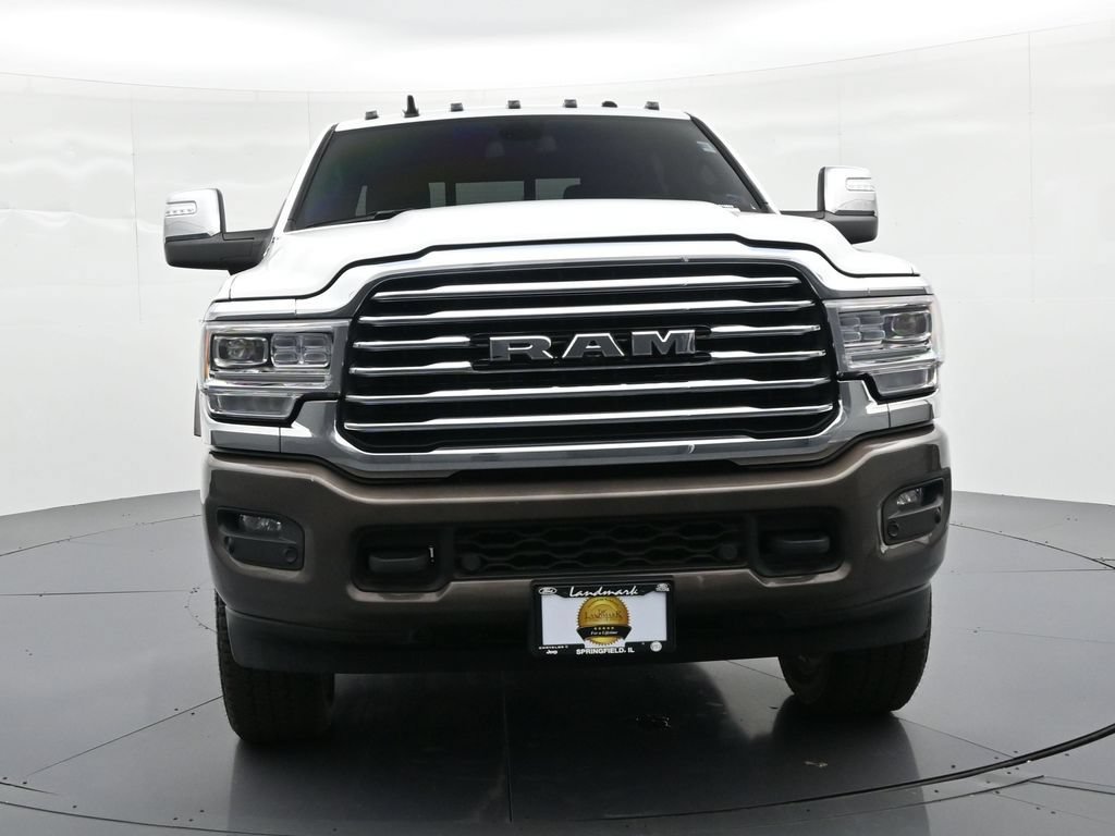 Used 2024 RAM 2500 Limited w/ Towing Technology Group AWD/4WD image 3