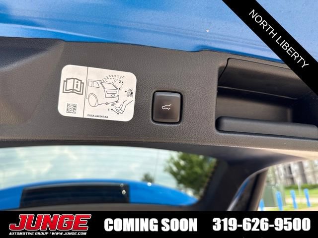 Certified 2020 Ford Escape Titanium AWD/4WD image 22