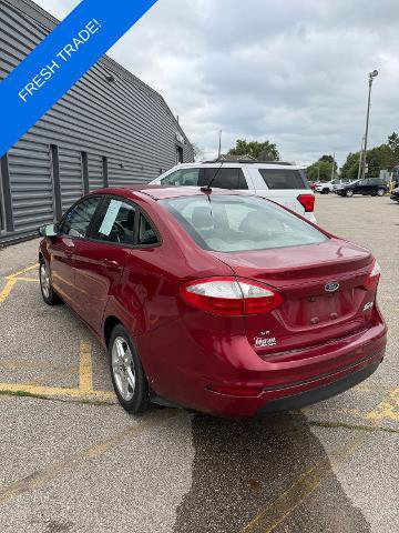 Certified 2017 Ford Fiesta SE FWD image 5