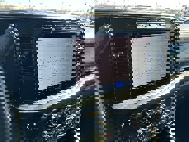 Certified 2023 Ford F350 Lariat w/ Chrome Package image 15