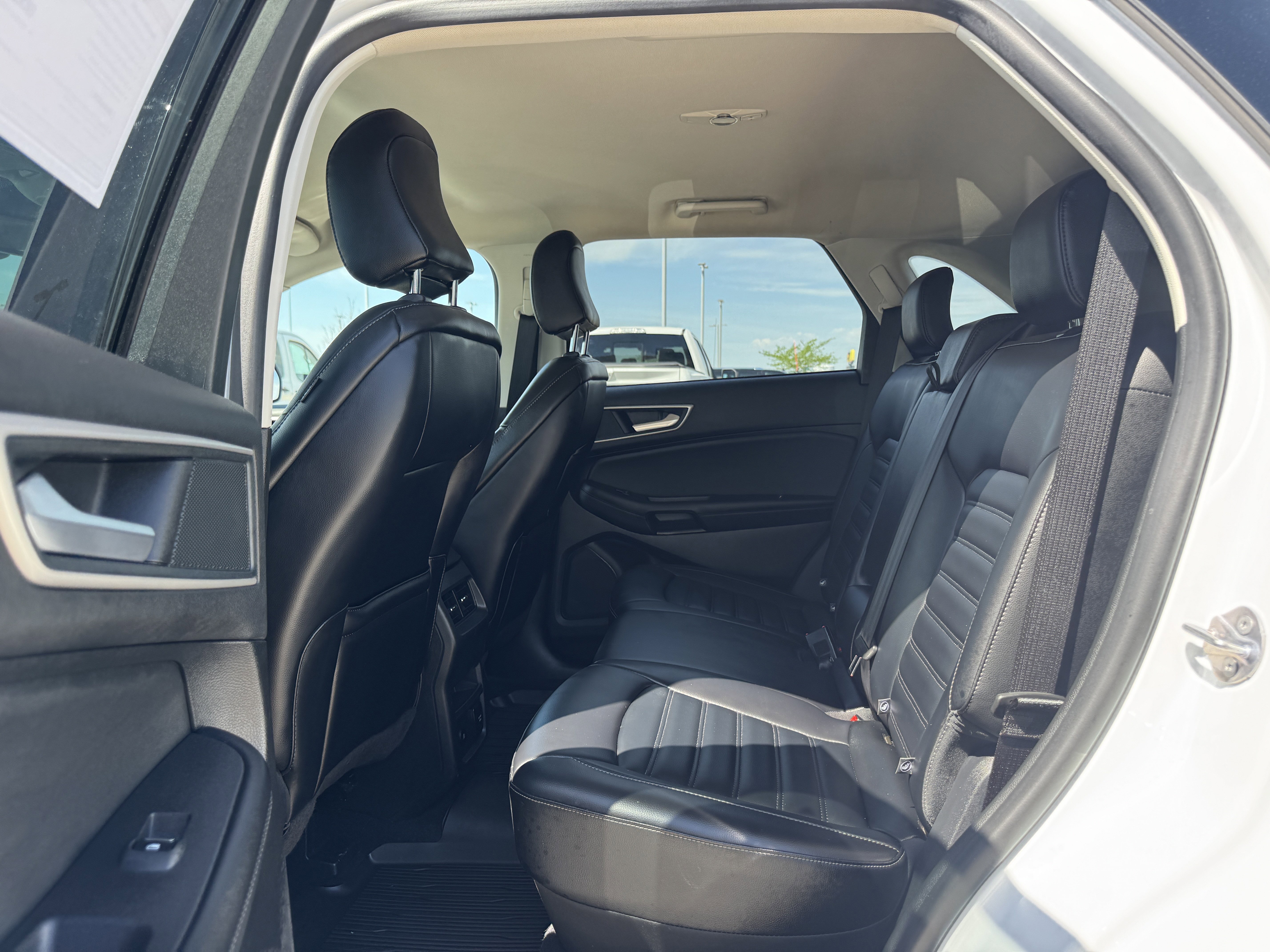 Certified 2024 Ford Edge SEL w/ Convenience Package AWD/4WD image 16