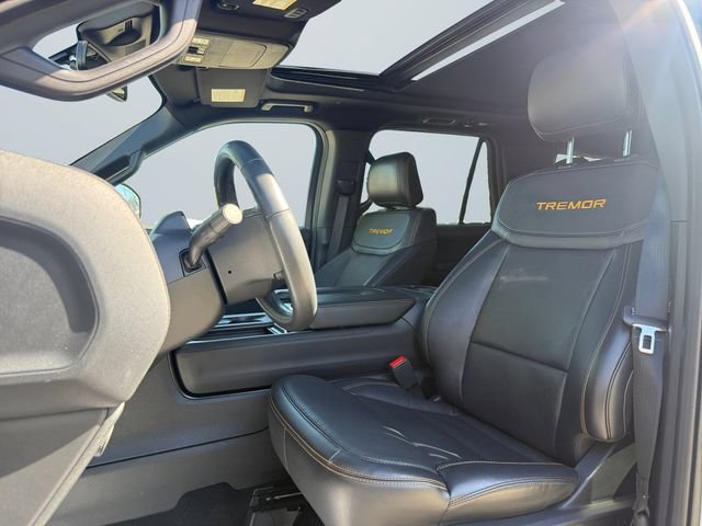 Certified 2025 Ford Expedition Tremor AWD/4WD image 9