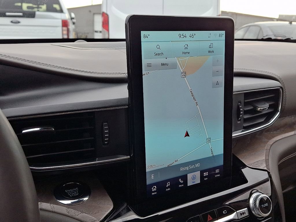 Certified 2022 Ford Explorer Platinum w/ Technology Package image 18