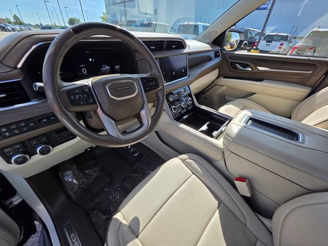 Used 2023 GMC Yukon XL Denali w/ Advanced Technology Package AWD/4WD image 20