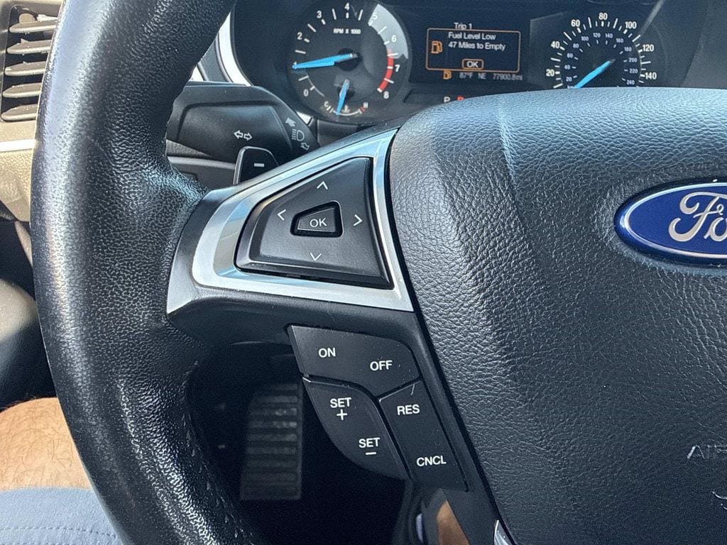 Certified 2017 Ford Edge SEL AWD/4WD image 29