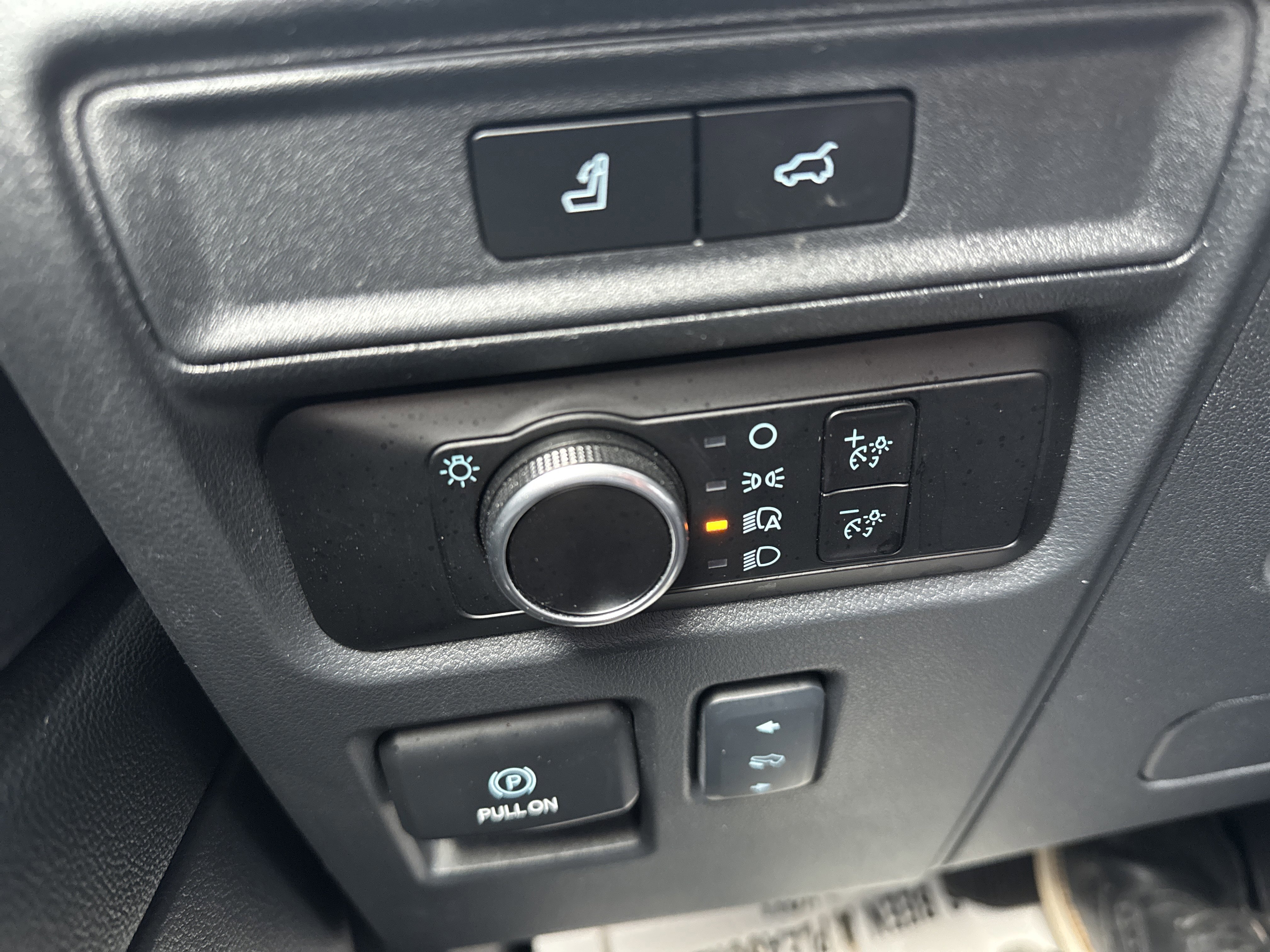 Certified 2024 Ford Expedition XLT image 14