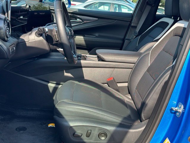 Used 2024 Chevrolet Blazer EV LT AWD/4WD image 18