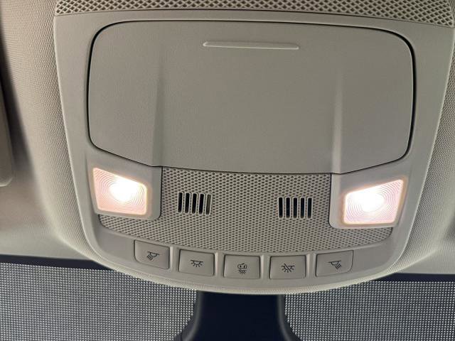 Certified 2024 Ford Edge SE w/ Black Appearance Package image 23