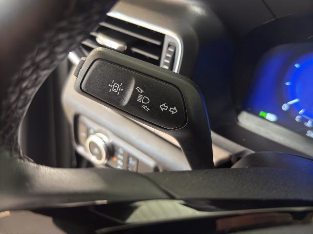 Certified 2023 Ford Explorer Platinum w/ Technology Package AWD/4WD image 17
