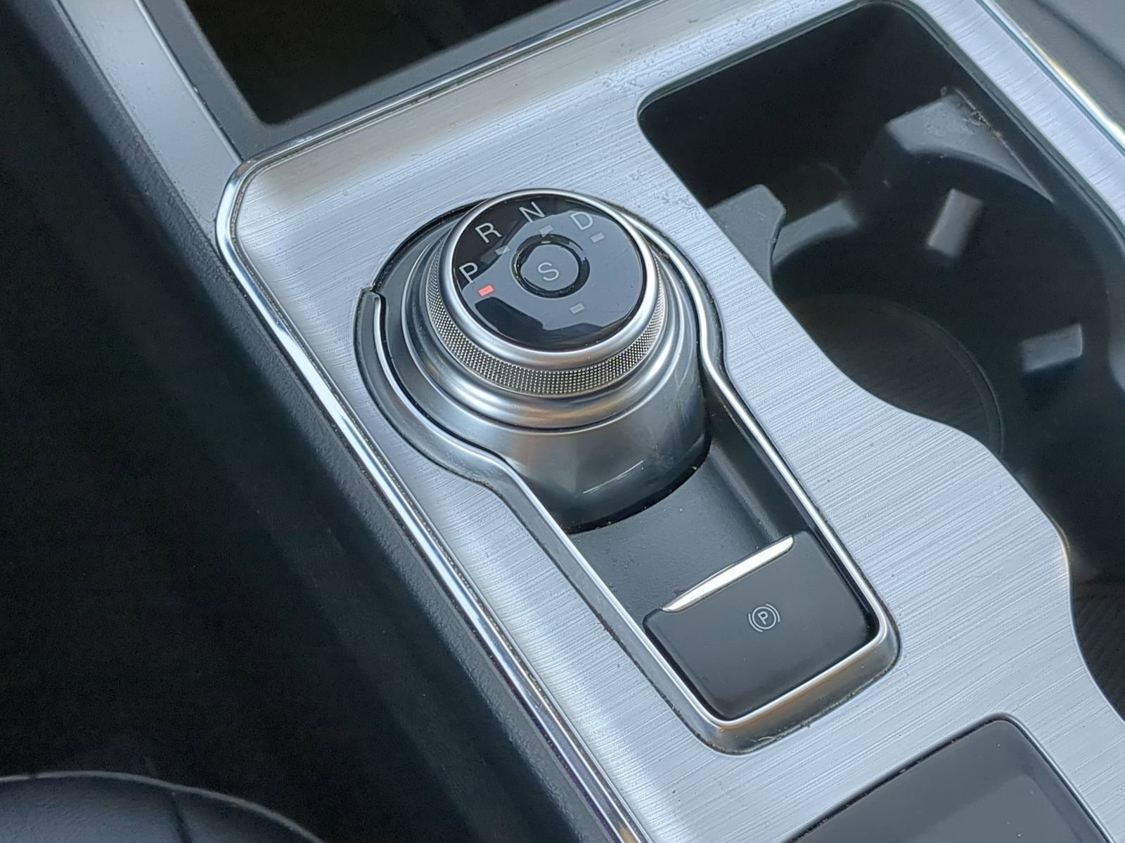 Certified 2022 Ford Edge SEL w/ Convenience Package image 31