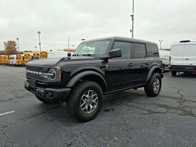 Certified 2025 Ford Bronco Badlands image 3